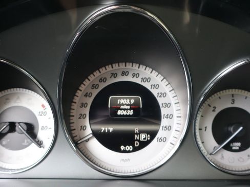 Used 2013 Mercedes-Benz GLK 250 BlueTEC 4MATIC image 43