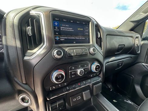 Used 2022 GMC Sierra 3500 AT4 image 18