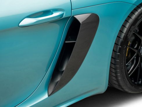 Used 2025 Porsche 718 Cayman GT4 RS RWD image 34