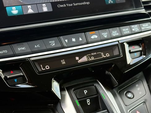Used 2025 Honda Odyssey EX-L image 23