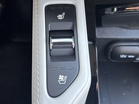 Used 2025 Kia Telluride EX FWD image 26