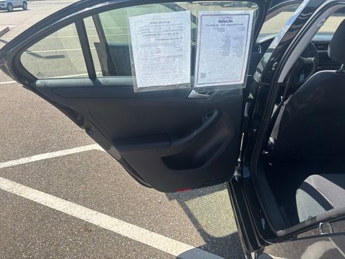 Used 2014 Volkswagen Jetta Sedan FWD image 20