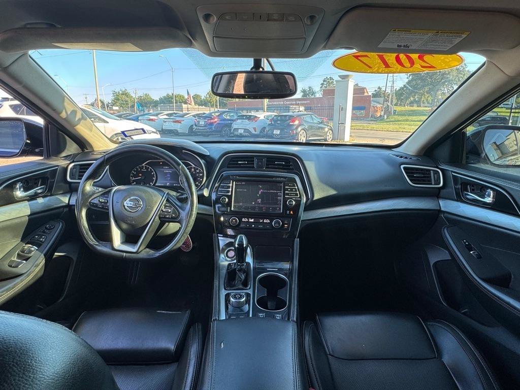 Used 2017 Nissan Maxima 3.5 SV w/ Interior Lighting Package FWD image 15