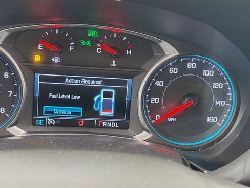 Used 2018 Chevrolet Equinox Premier image 14