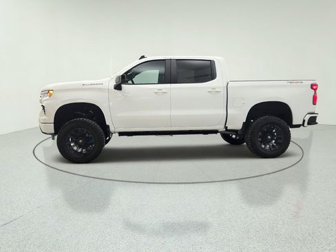 Used 2024 Chevrolet Silverado 1500 RST w/ Convenience Package II AWD/4WD image 8