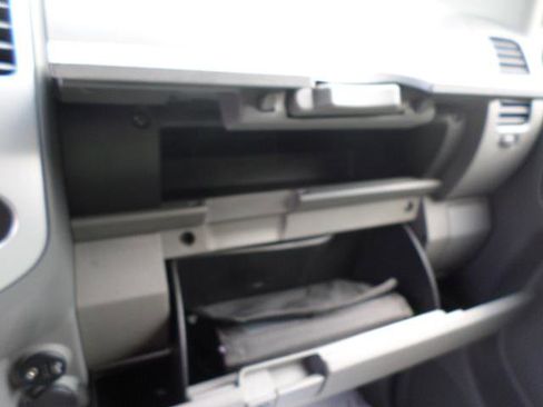 Used 2020 Nissan Frontier SV image 19