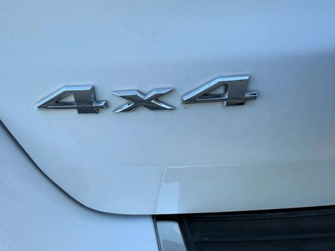 Used 2018 Jeep Grand Cherokee Limited image 14