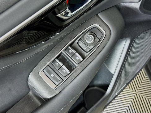 Used 2024 Subaru Outback Limited image 21