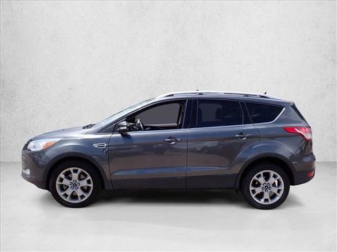 Used 2016 Ford Escape Titanium w/ Canadian Touring Package AWD/4WD image 2