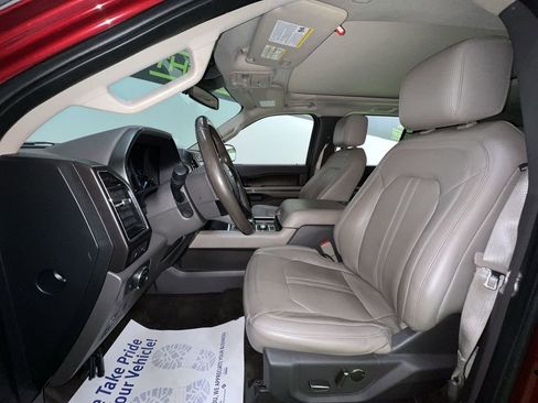 Used 2018 Ford Expedition Max Limited w/ Equipment Group 302A AWD/4WD image 17