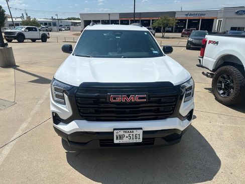 Used 2026 GMC Terrain Elevation w/ Elevation Premium Package FWD image 15