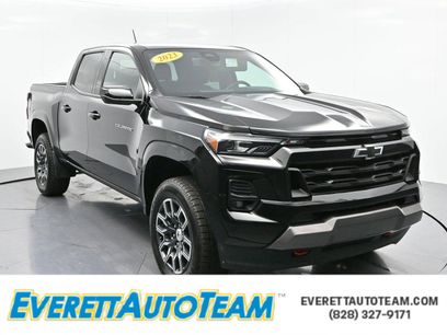 Used 2023 Chevrolet Colorado Z71 w/ Z71 Convenience Package 2