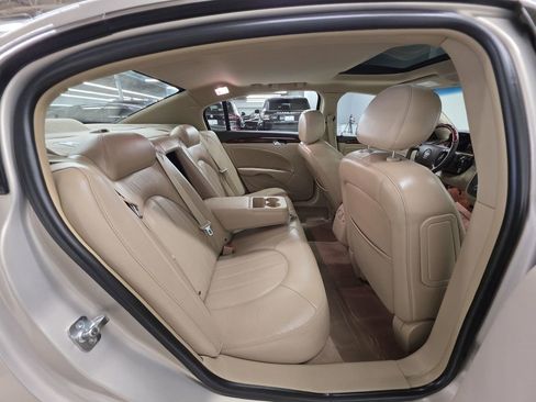 Used 2008 Buick Lucerne CXL w/ Driver Confidence Package FWD image 12