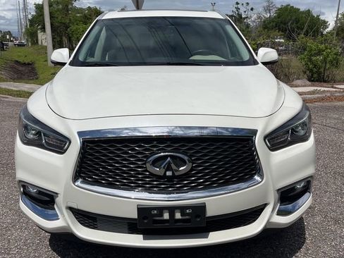 Used 2020 INFINITI QX60 Luxe w/ Essential Package image 8