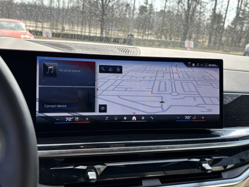 Used 2026 BMW X7 M60i image 24