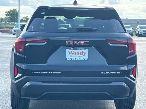 New 2027 GMC Terrain Elevation w/ Technology Package II AWD/4WD image 9