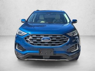 Used 2020 Ford Edge Titanium video 2