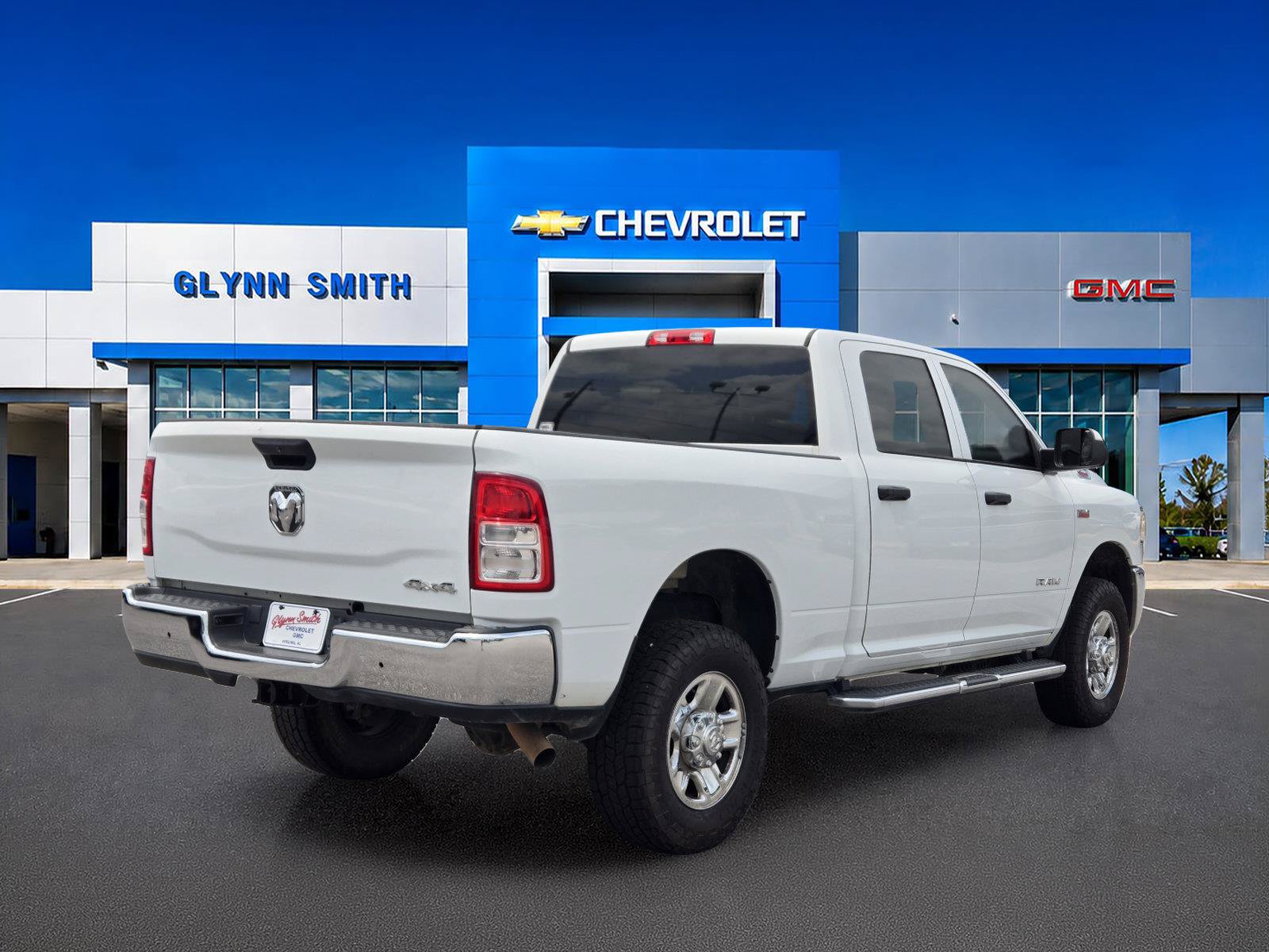 Used 2022 RAM 2500 Tradesman w/ Chrome Appearance Group AWD/4WD image 7