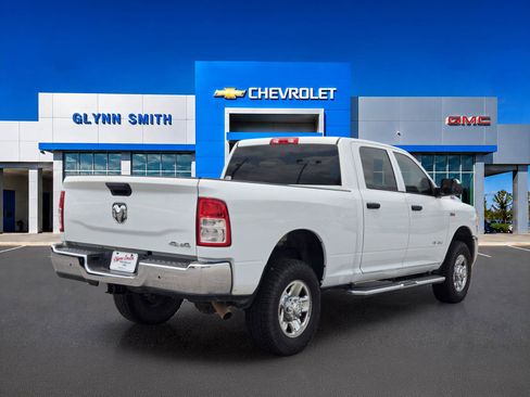 Used 2022 RAM 2500 Tradesman w/ Chrome Appearance Group AWD/4WD image 7