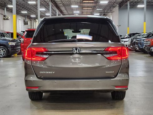 Used 2023 Honda Odyssey Touring image 10