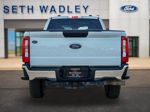 Used 2025 Ford F250 XLT w/ FX4 Off-Road Package AWD/4WD image 6