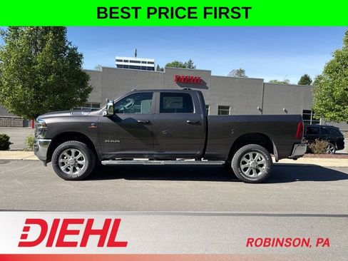 New 2026 RAM 2500 Laramie AWD/4WD image 4