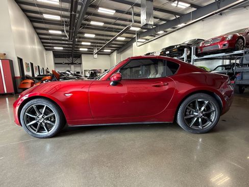 Used 2019 MAZDA MX-5 Miata RF Grand Touring w/ Interior Package image 36