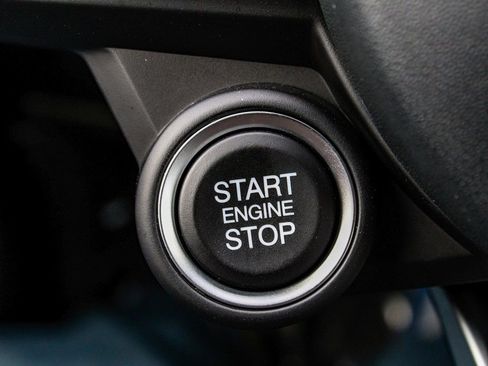 Used 2024 Alfa Romeo Stelvio Ti image 33