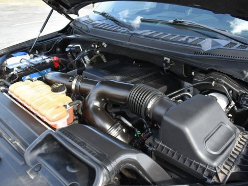 Used 2018 Ford F150 Lariat w/ Equipment Group 502A Luxury AWD/4WD image 51