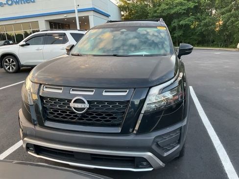 Used 2023 Nissan Pathfinder Rock Creek AWD/4WD image 11