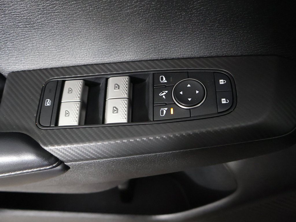 Used 2022 Mitsubishi Outlander SEL AWD/4WD image 36