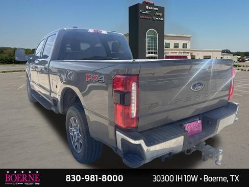 Used 2026 Ford F250 Lariat w/ FX4 Off-Road Package AWD/4WD image 9