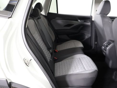 Used 2025 Volkswagen Tiguan S AWD/4WD image 32