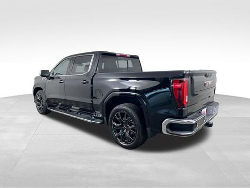 Used 2023 GMC Sierra 1500 SLT w/ SLT Premium Plus Package AWD/4WD image 4