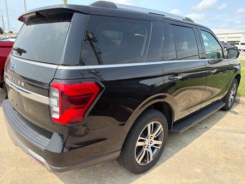 Used 2024 Ford Expedition Limited RWD image 5