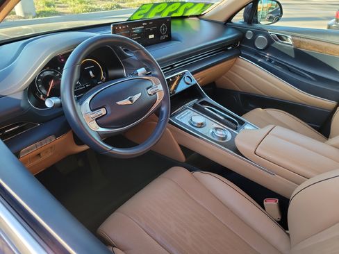 Certified 2023 Genesis GV80 2.5T w/ Prestige 20" Package image 5