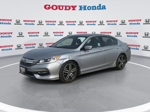 Used 2017 Honda Accord Sport image 3