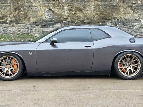 Used 2020 Dodge Challenger SRT Hellcat w/ Plus Package image 4