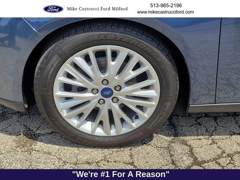 Certified 2018 Ford Focus Titanium FWD image 9