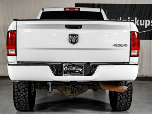 Used 2011 RAM 2500 ST w/ Cold Weather Group AWD/4WD image 9
