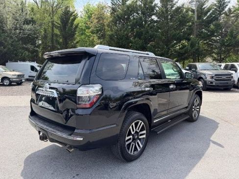 Used 2015 Toyota 4Runner Limited AWD/4WD image 5