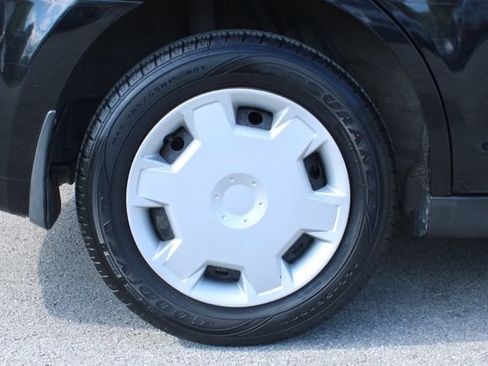 Used 2008 Nissan Versa 1.8 S w/ PWR Pkg FWD image 28