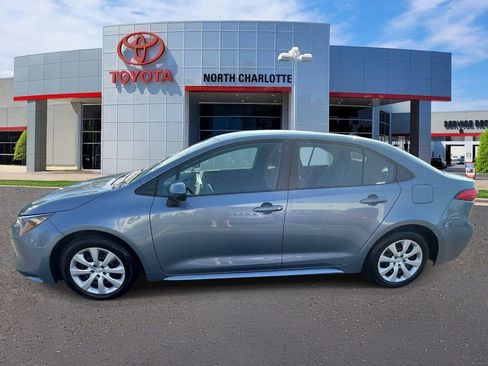 Used 2024 Toyota Corolla LE FWD image 6