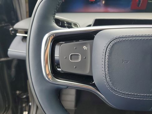 New 2025 Lincoln Nautilus Reserve image 24