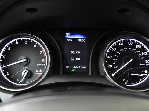 Used 2024 Toyota Camry SE image 27