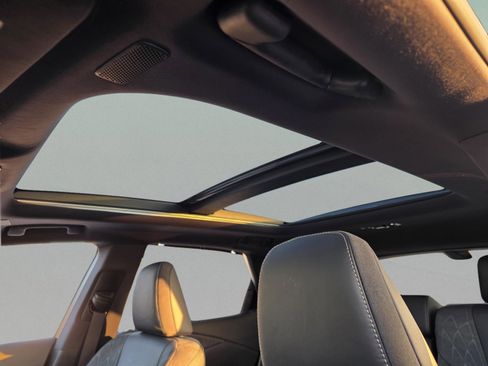 Certified 2025 Lexus RX 450h AWD w/ Luxury Package image 13