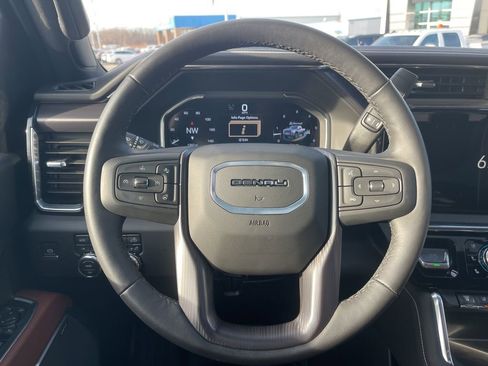 Used 2025 GMC Sierra 3500 Denali Ultimate image 19