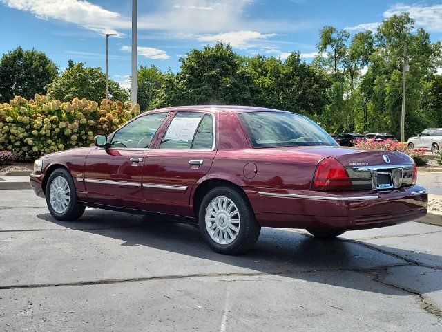 Used 2010 Mercury Grand Marquis LS RWD image 3