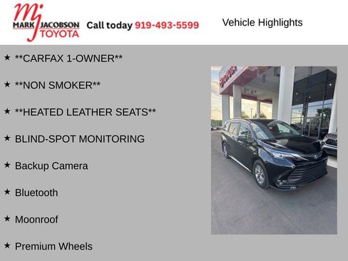 Used 2025 Toyota Sienna XLE w/ XLE Plus Package image 6