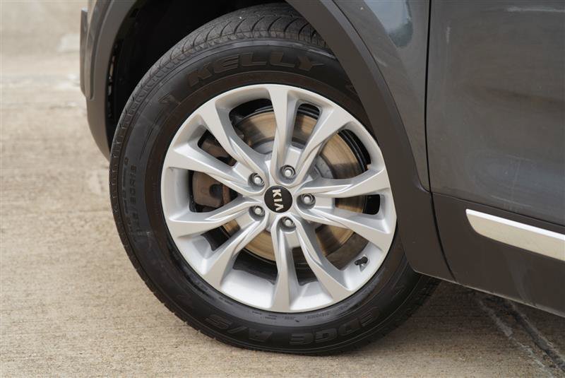 Used 2020 Kia Telluride LX AWD/4WD image 18